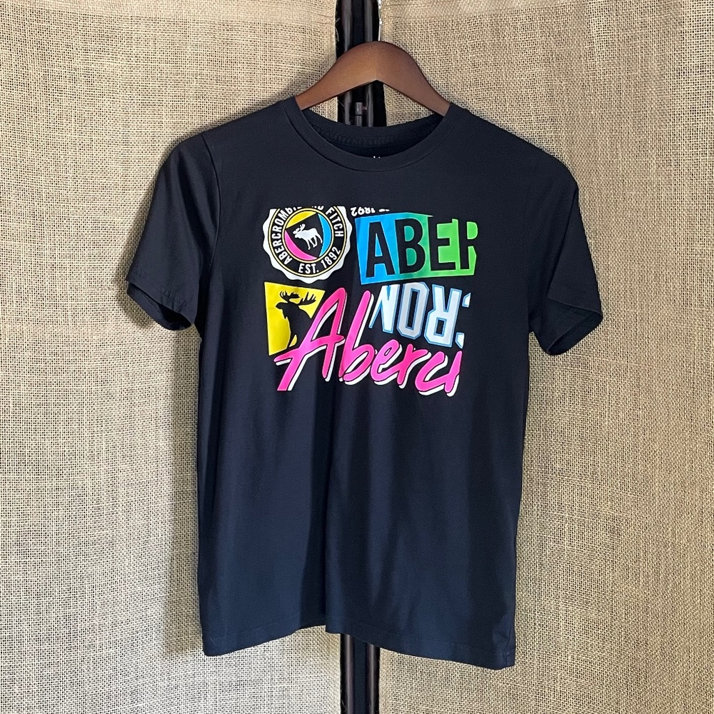 EUC! boys ABERCROMBIE KIDS logo short sleeve shirt tee 13/14 black pink yellow